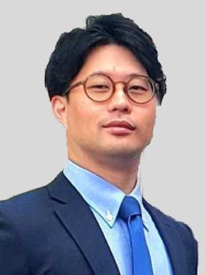 学校法人神村学園 先生