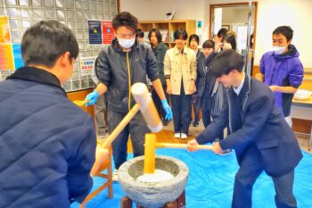 通信制高校　正月　行事　イベント　新年　餅つき