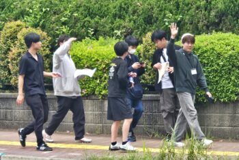 通信制高校　新入生　在校生　交流　歓迎イベント　ウォークラリー