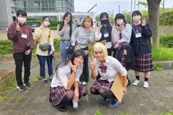 通信制高校　新入生　在校生　交流　歓迎イベント　記念写真　集合写真