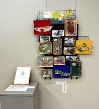 作品展示 マイクロプラスチック 海洋ゴミ 宗像市美術展
