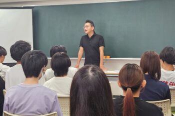 通信制高校 終業式 校長 挨拶 話 生徒 聞く