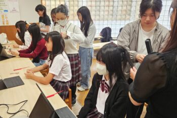 通信制高校 ヘアメイク 練習 生徒 教室